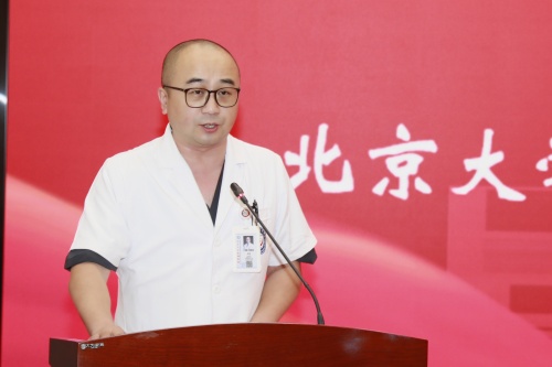冯光_副本_1.jpg