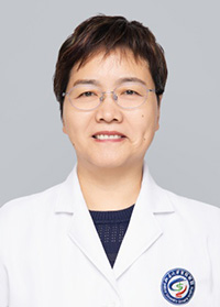 张莹