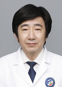 李宁忱